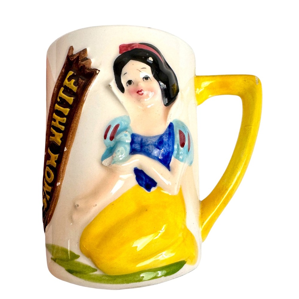 Vintage Walt Disney Productions Enesco Snow White 3D Ceramic Mug